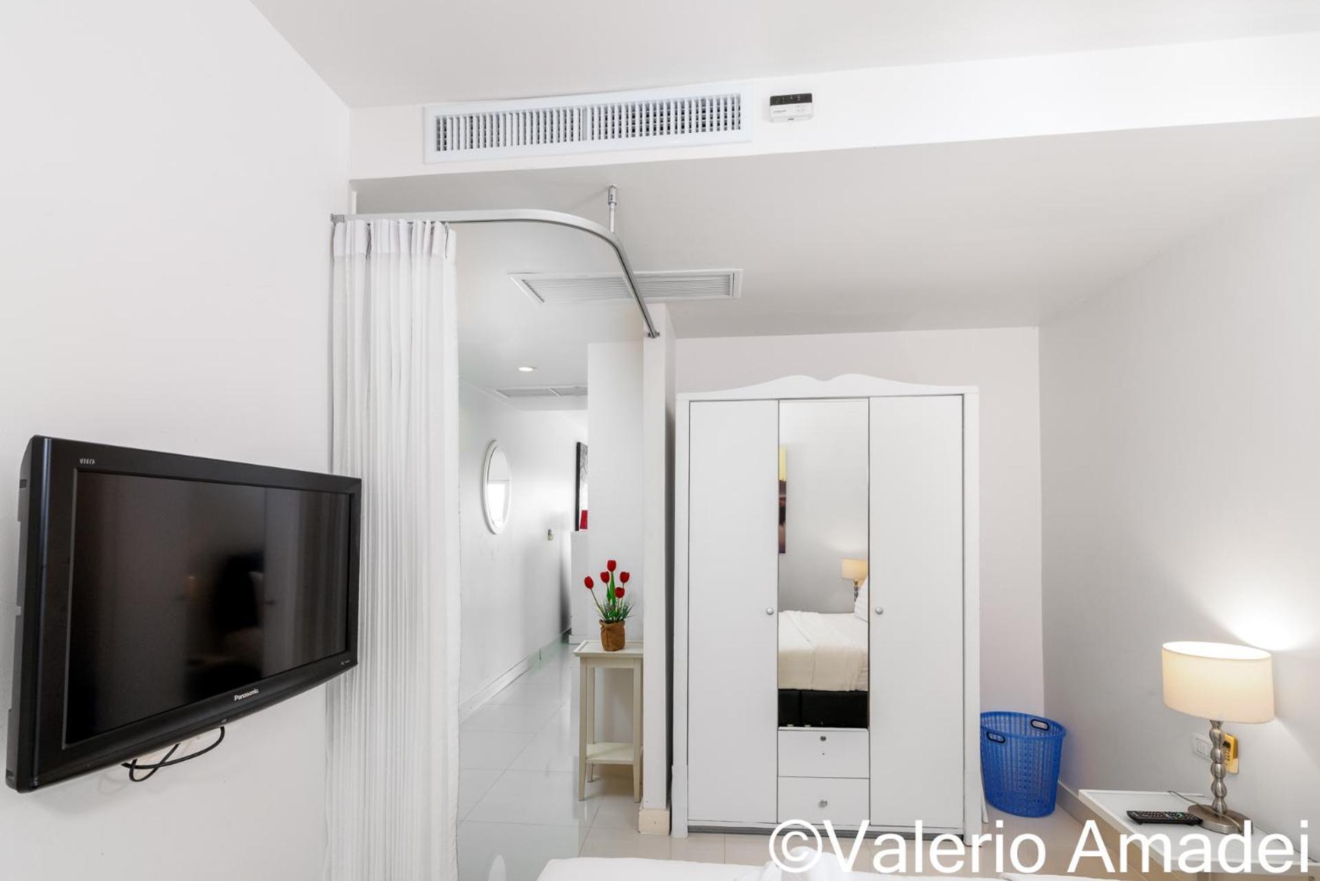 Kb Apartments Karon Beach By Phr Bagian luar foto